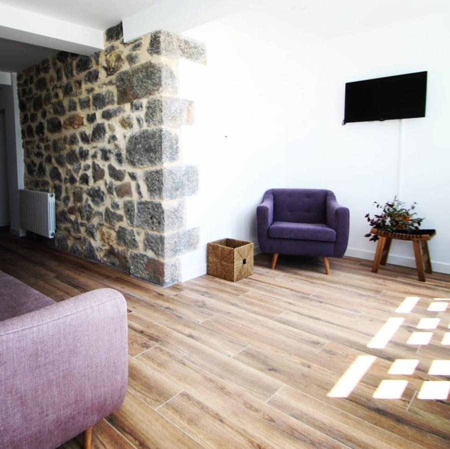Apartamentos El Muelle โกมิญาส ภายนอก รูปภาพ